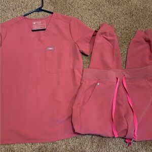 Figs Technical Collection Breast cancer awareness jogger set